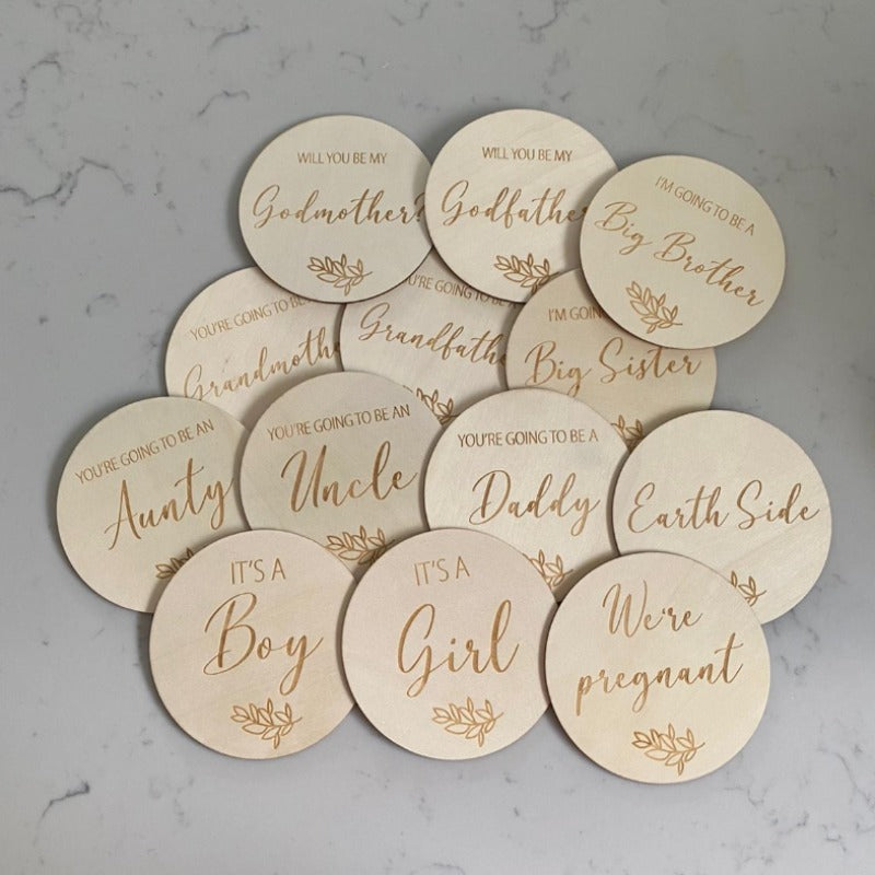 Aunty - Single Wooden Announcement Disc - Mini Muse co.